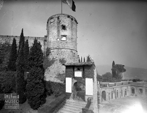 Rocca di Bergamo, mastio