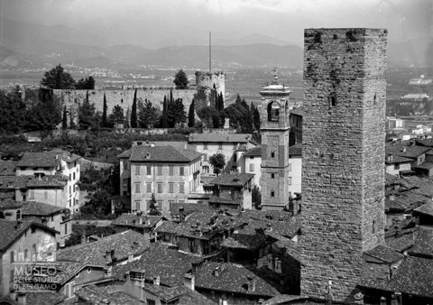 Veduta dei tetti di Città Alta