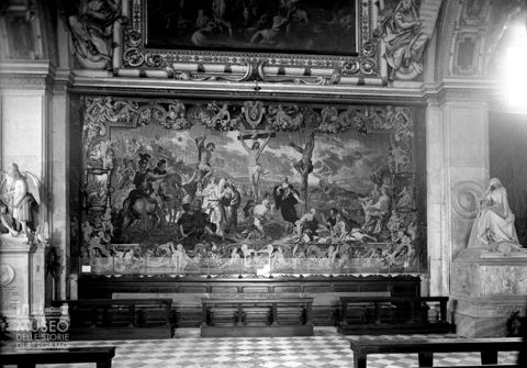 Basilica di Santa Maria Maggiore, Arazzo della Crocifissione