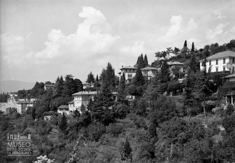 Ville sul colle di San Vigilio
