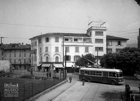 Borgo santa Caterina con filobus