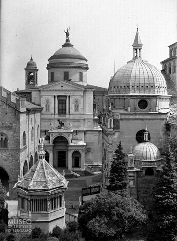 Veduta di Piazza Duomo