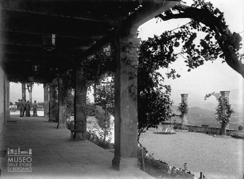 Porticato e terrazza di un ristorante