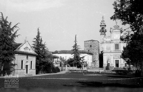 Parrocchiale, facciata