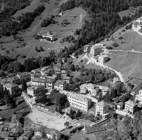 Gruppo di case dall'alto