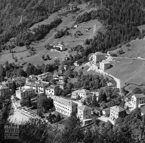 Gruppo di case dall'alto