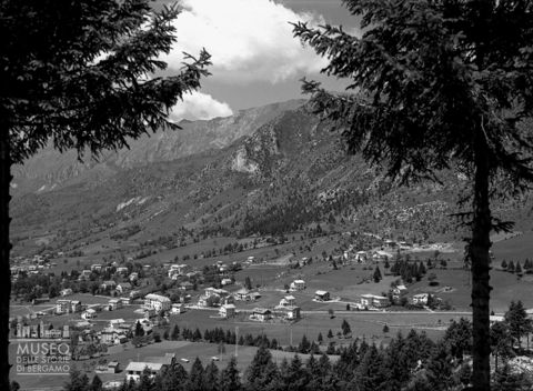 Panorama di Bratto-Dorga da un'altura