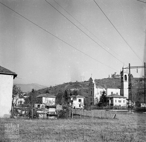 Chiesa parrocchiale e castello