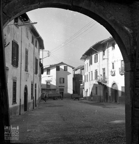 Scorcio di una piazza