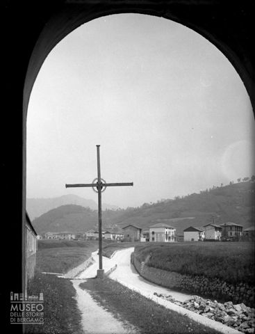 Bivio nei pressi del cimitero