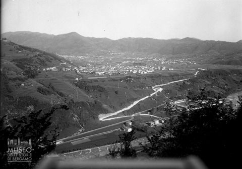 Veduta del paese di Casnigo