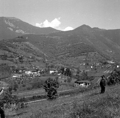 Veduta di Sant'Ambrogio con bambino