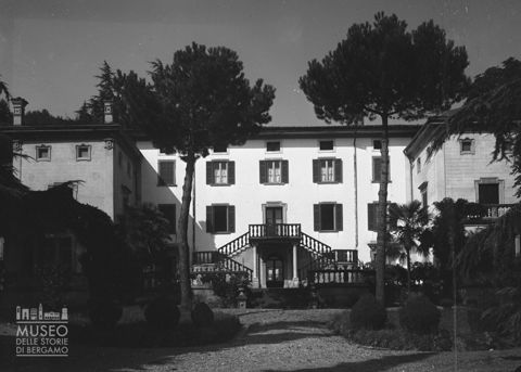 Cenate Sopra, Palazzo Sertori Maestri