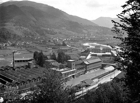 Panorama con cartonificio