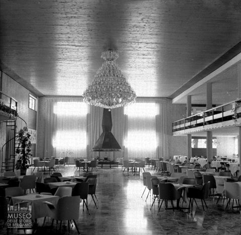 Park Hotel, sala con camino