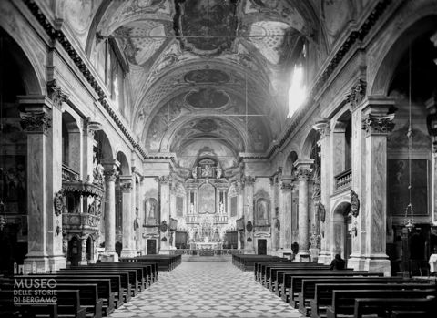 Basilica di Santa Maria Assunta, interno