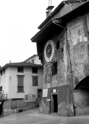 Torre dell'Orologio planetario