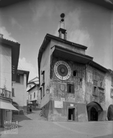 Torre dell'Orologio planetario
