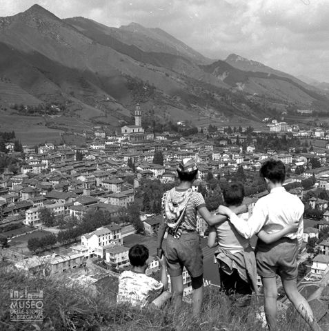 Panorama con bambini