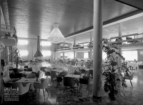 Park Hotel, sala con camino