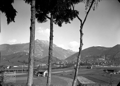 Campi e centro abitato