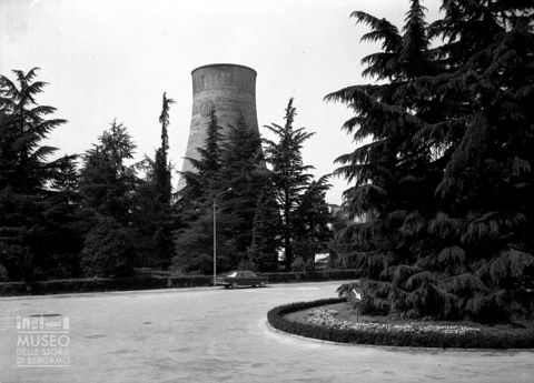 Parco e torre termoelettrica
