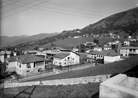 Veduta su Gandino e la frazione Barzizza
