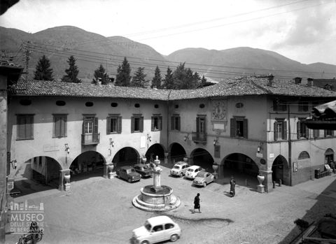 Piazza Vittorio Veneto