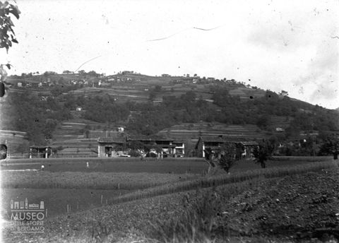 Panorama su paesaggio agricolo