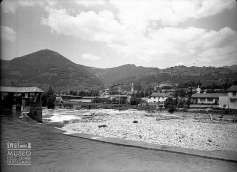 Panorama dal fosso lungo il Serio