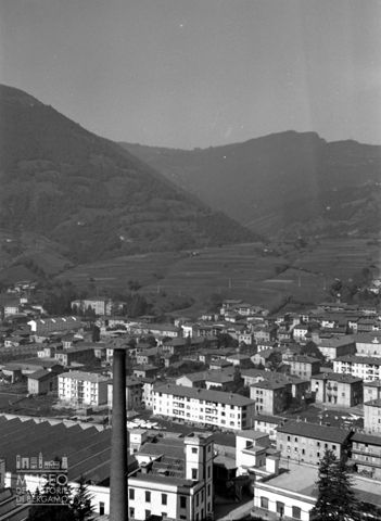 Vista panoramica sull'abitato di Gazzaniga