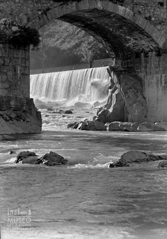 Cascatella e ponte