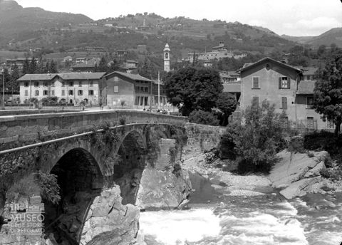 Ponte tra Cene e Gazzaniga