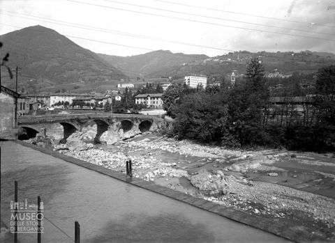 Panorama da un fosso artificiale