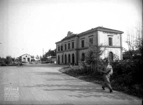 Stazione ferroviaria