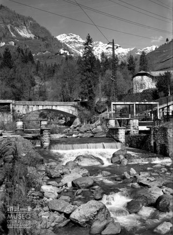 Torrente e ponte
