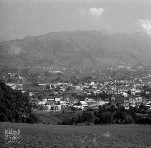 Panorama con monti