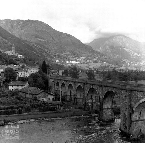Ponte ferroviario [1]
