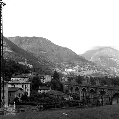 Ponte ferroviario [2]
