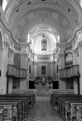 Chiesa parrocchiale, interno