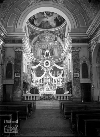 Altare maggiore della Chiesa Parrocchiale