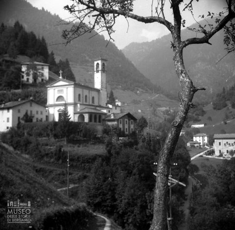 Panorama con Parrocchiale