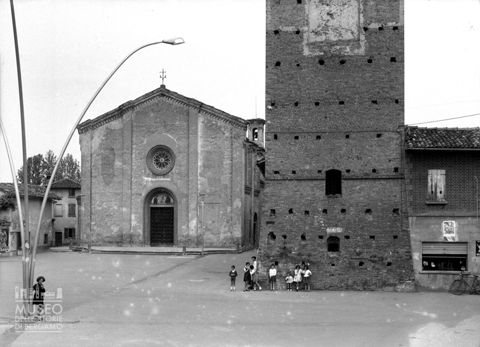 Parrocchiale e torre civica