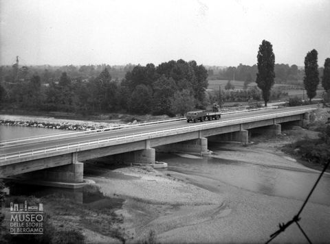 Ponte sul fiume Serio