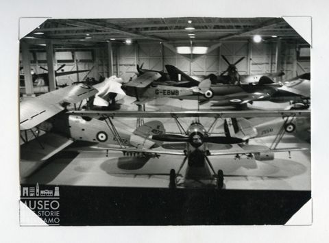 Hawker Cygnet - Biplano