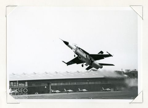 Northrop YF 17 (F 18) - caccia supersonico