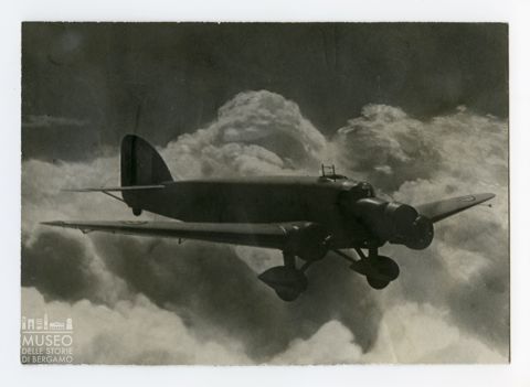 SM 81 - trimotore bomb.