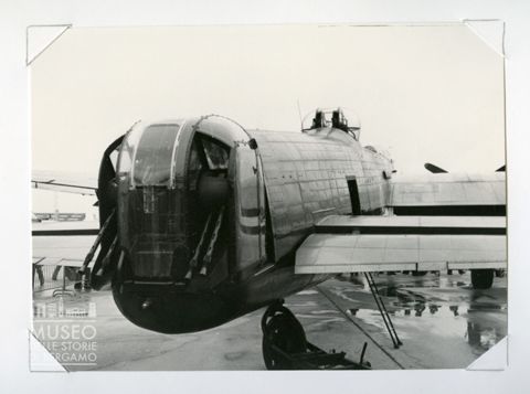 Avro Lancaster B 1 - Quadrimotore da bombardamento (partic.del muso)