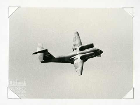 Boeing YC 14 - Bireattore da trasporto sperimentale in volo