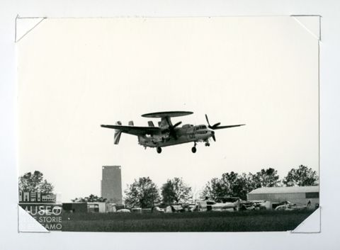 Grumman E-2C Hawkeye - Bimotore da sorveglianza